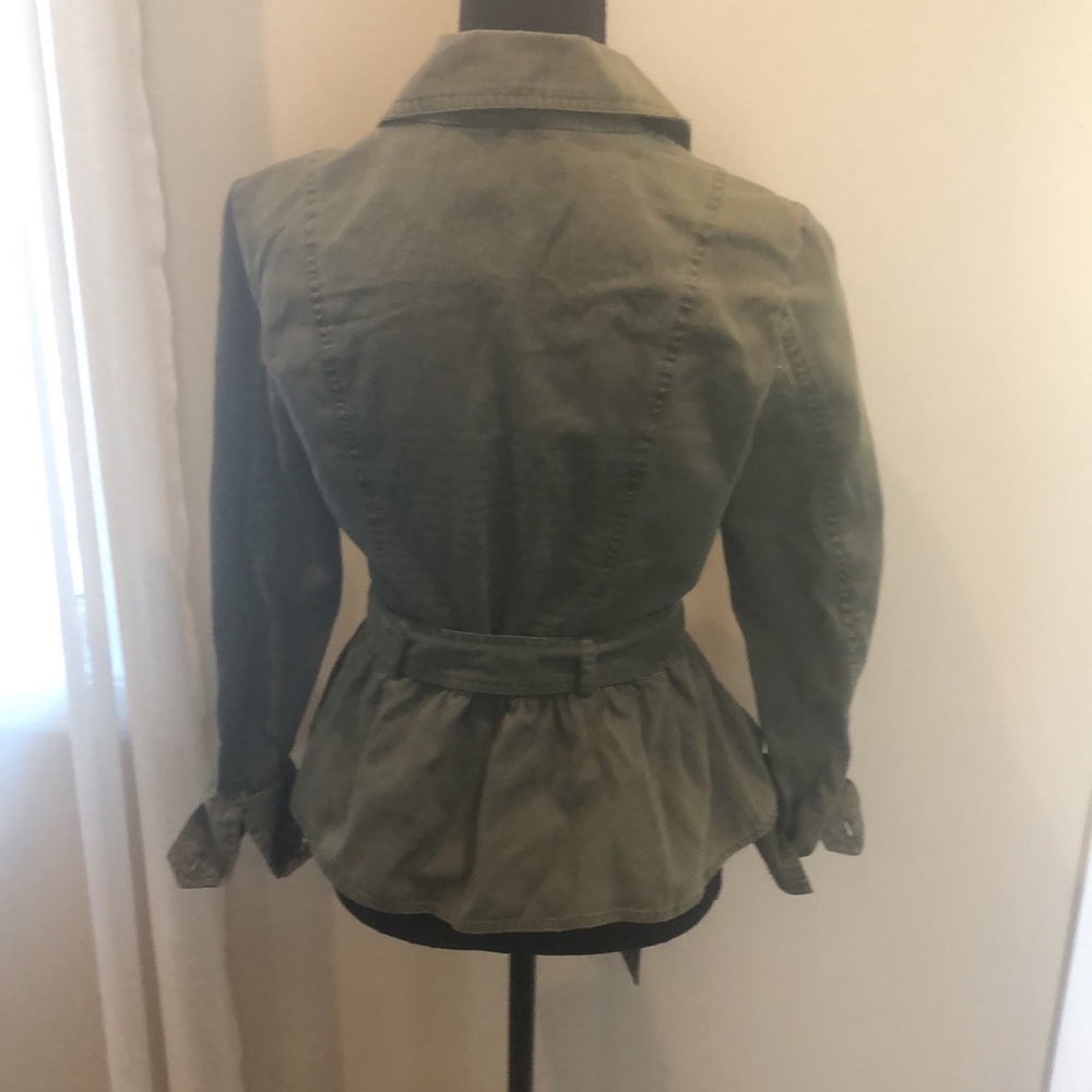 🌺Army Green Fall Jacket 🌺 - Picture 2 of 4
